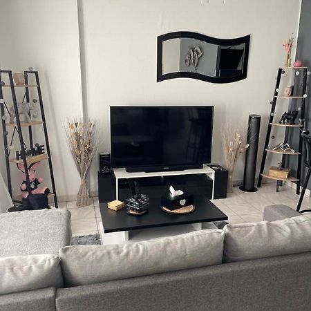 Appartement - Chic Et Cosy A 30 Minutes De Paris Et 25 Minutes De Disney Ozoir-la-Ferrière Exterior foto