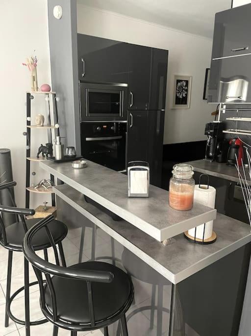 Appartement - Chic Et Cosy A 30 Minutes De Paris Et 25 Minutes De Disney Ozoir-la-Ferrière Exterior foto